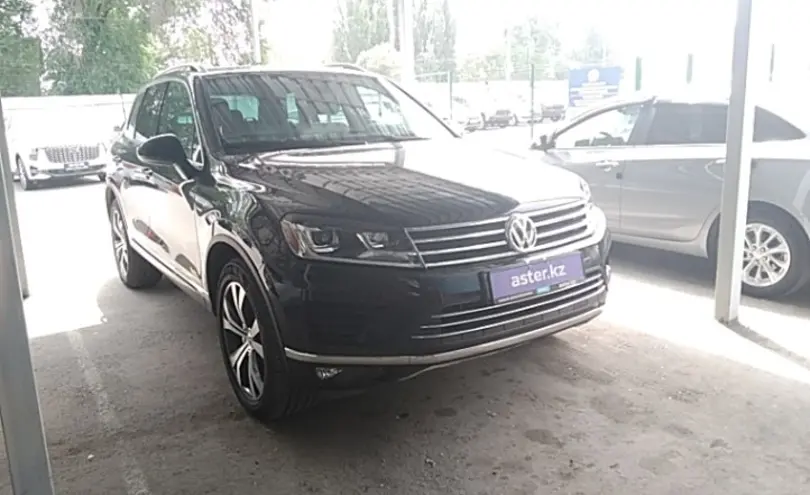 Volkswagen Touareg 2017 года за 17 500 000 тг. в Алматы фото 3