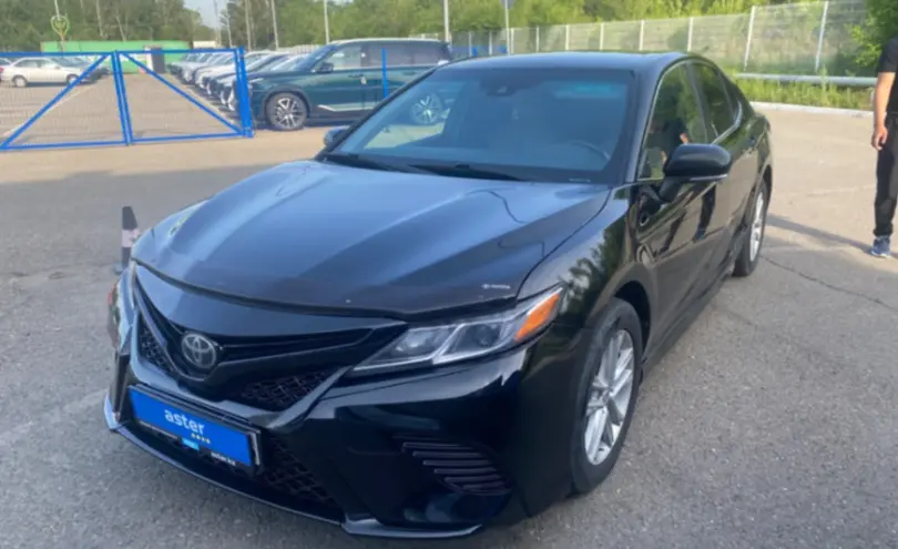 Toyota Camry 2018 года за 13 000 000 тг. в Усть-Каменогорск