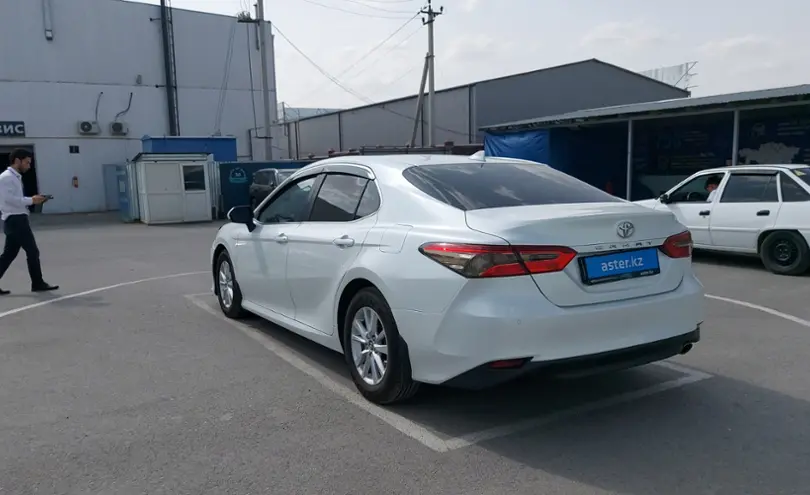 Toyota Camry 2018 года за 12 000 000 тг. в Шымкент фото 4