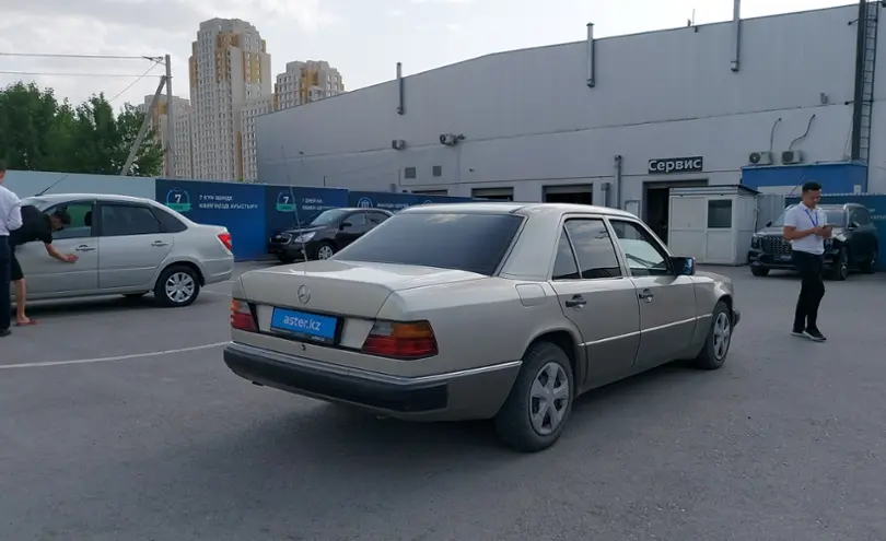 Mercedes-Benz W124 1991 года за 2 000 000 тг. в Шымкент фото 3