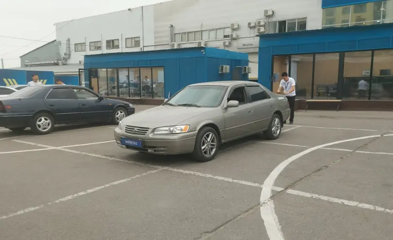 Toyota Camry 1999 года за 2 300 000 тг. в Алматы