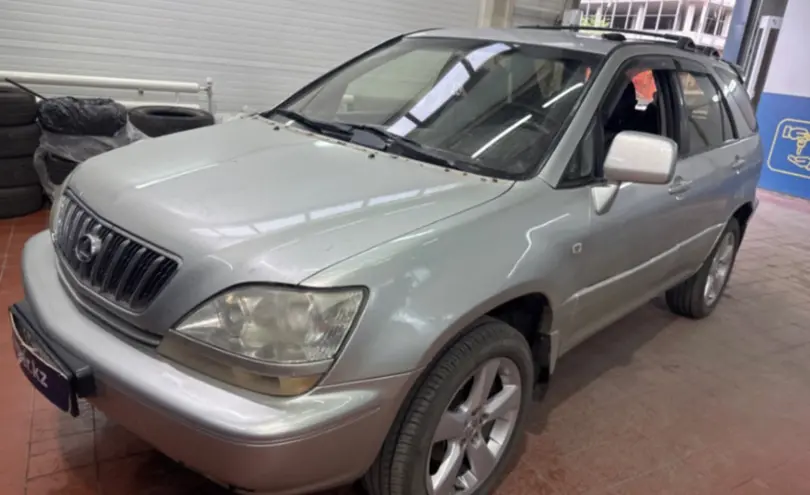 Lexus RX 2001 года за 5 200 000 тг. в Астана
