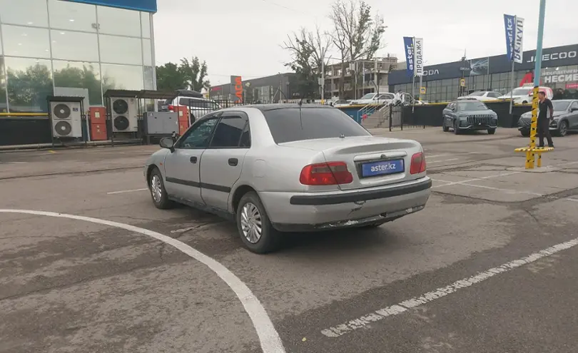 Mitsubishi Carisma 2000 года за 1 000 000 тг. в Алматы фото 4