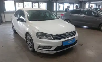 Volkswagen Passat 2014 года за 7 400 000 тг. в Астана фото 2
