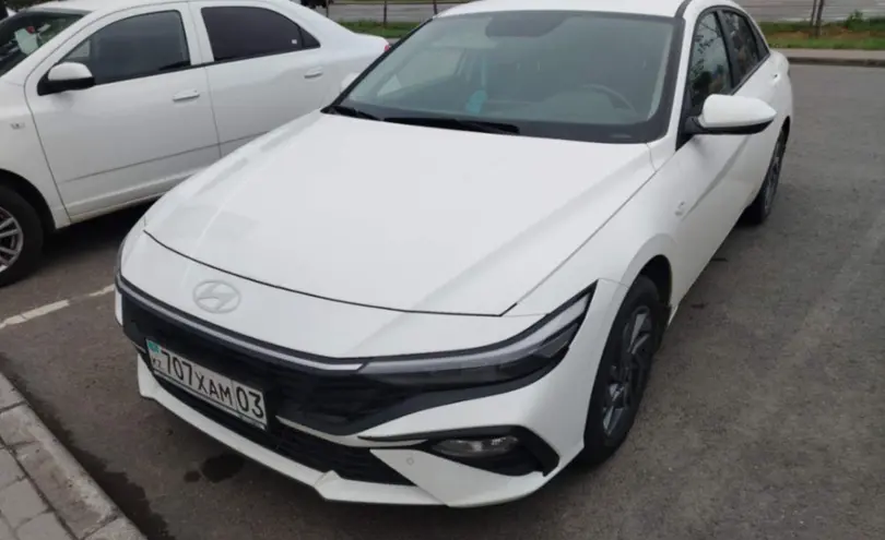 Hyundai Elantra 2024 года за 9 500 000 тг. в Астана
