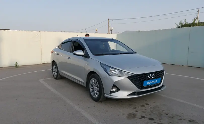 Hyundai Solaris 2021 года за 8 000 000 тг. в Шымкент фото 2