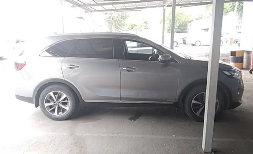 Kia Sorento 2020 года за 15 000 000 тг. в Алматы фото 4