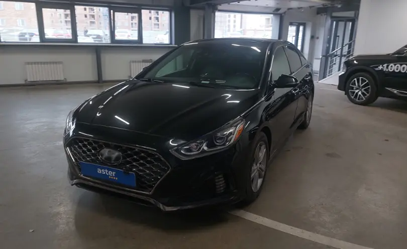 Hyundai Sonata 2018 года за 10 500 000 тг. в Астана