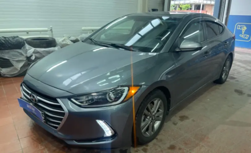 Hyundai Elantra 2017 года за 7 500 000 тг. в Астана