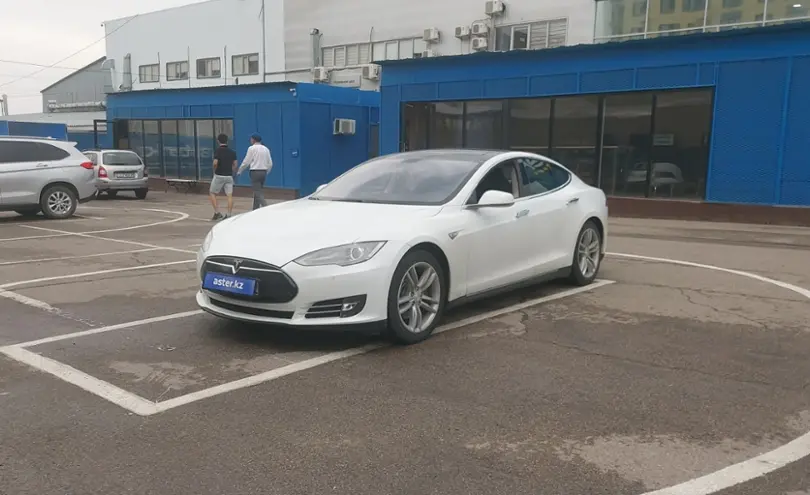 Tesla Model S 2014 года за 12 000 000 тг. в Алматы