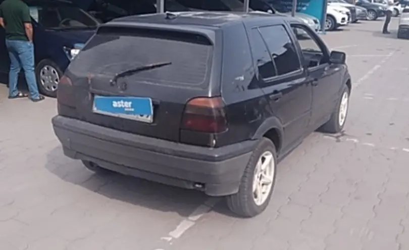 Volkswagen Golf 1993 года за 800 000 тг. в Караганда фото 5