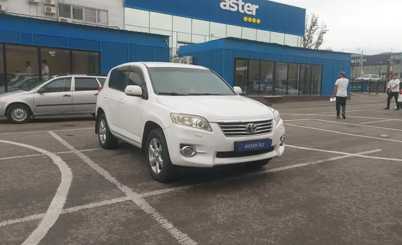 Toyota RAV4 2011 года за 8 500 000 тг. в Алматы фото 2