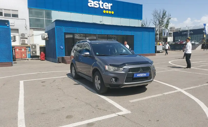 Mitsubishi Outlander 2010 года за 6 500 000 тг. в Алматы фото 2