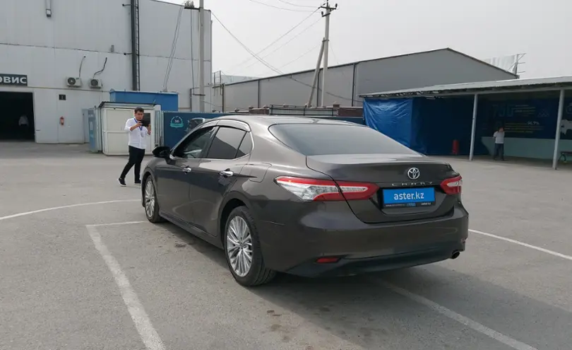 Toyota Camry 2019 года за 14 000 000 тг. в Шымкент фото 4