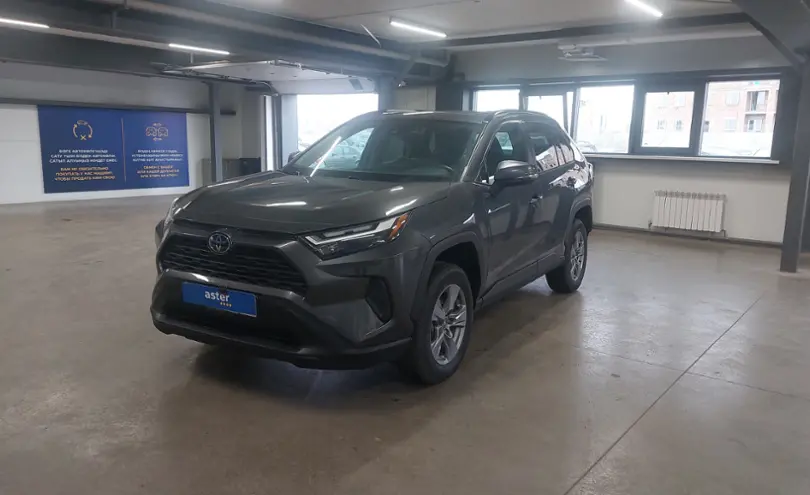 Toyota RAV4 2022 года за 17 500 000 тг. в Астана