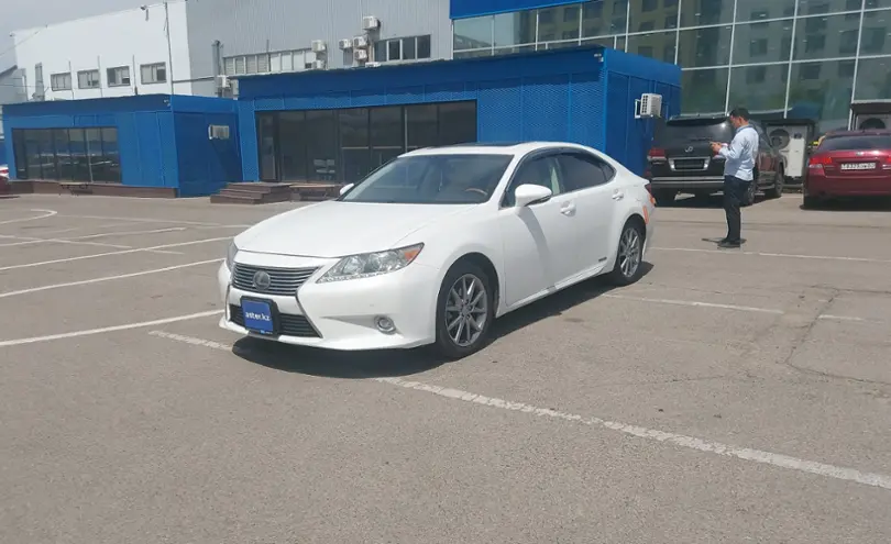 Lexus ES 2013 года за 11 000 000 тг. в Алматы
