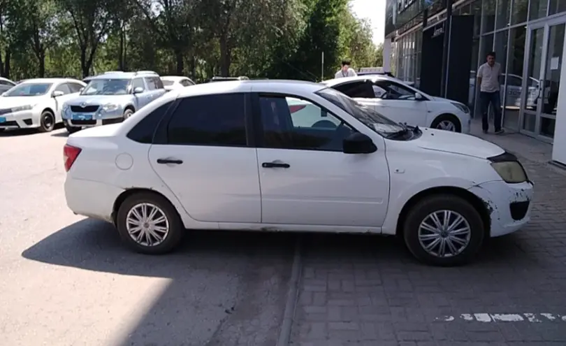 LADA (ВАЗ) Granta 2017 года за 2 700 000 тг. в Актобе фото 4