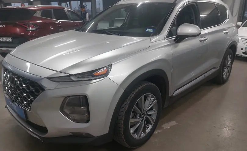 Hyundai Santa Fe 2019 года за 13 000 000 тг. в Астана