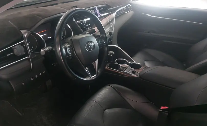 Toyota Camry 2019 года за 15 000 000 тг. в Астана фото 5