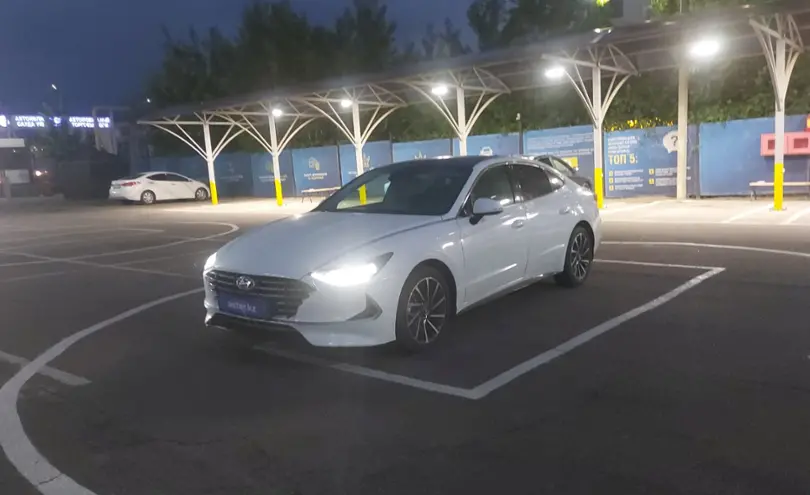 Hyundai Sonata 2020 года за 11 000 000 тг. в Алматы