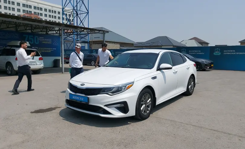 Kia Optima 2018 года за 9 300 000 тг. в Шымкент
