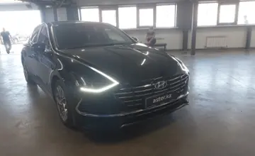 Hyundai Sonata 2019 года за 10 000 000 тг. в Астана фото 2