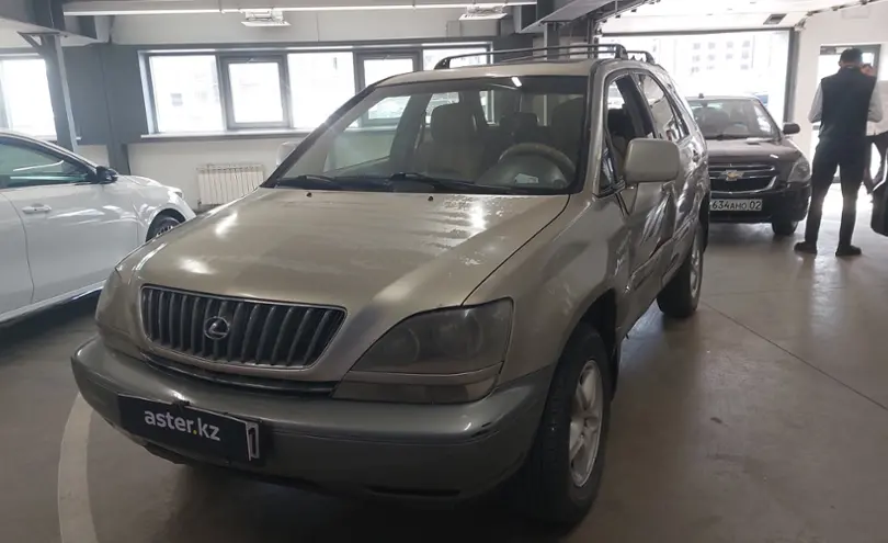 Lexus RX 1998 года за 3 000 000 тг. в Астана