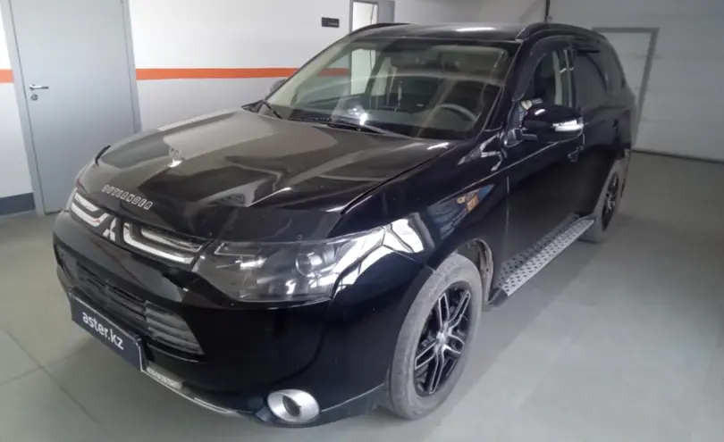 Mitsubishi Outlander 2012 года за 5 500 000 тг. в Уральск