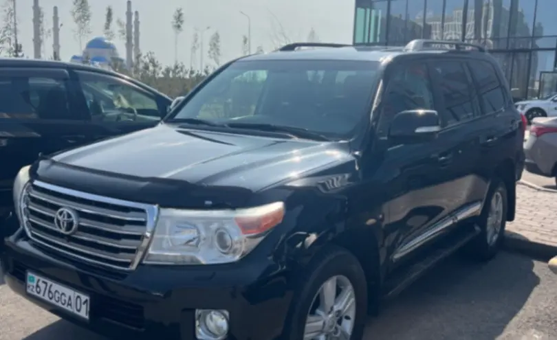 Toyota Land Cruiser 2012 года за 23 000 000 тг. в Астана