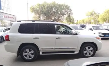 Toyota Land Cruiser 2015 года за 21 500 000 тг. в Актобе фото 4