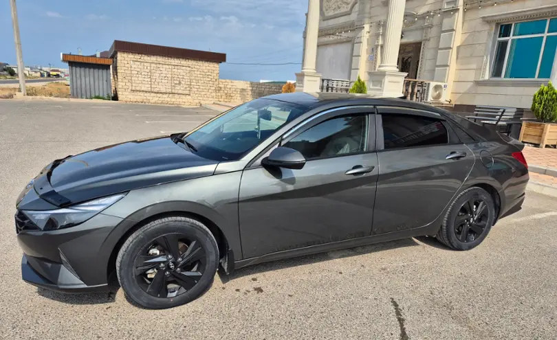Hyundai Elantra 2022 года за 9 500 000 тг. в Актау