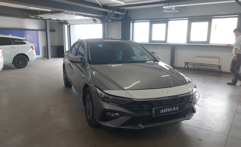 Hyundai Elantra 2023 года за 10 900 000 тг. в Астана фото 2