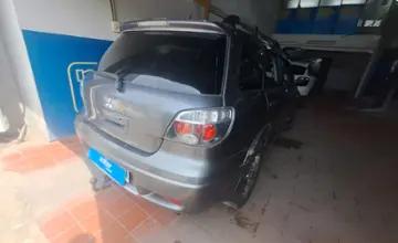 Mitsubishi Outlander 2004 года за 3 000 000 тг. в Астана