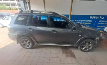 Mitsubishi Outlander 2004 года за 3 000 000 тг. в Астана фото 4