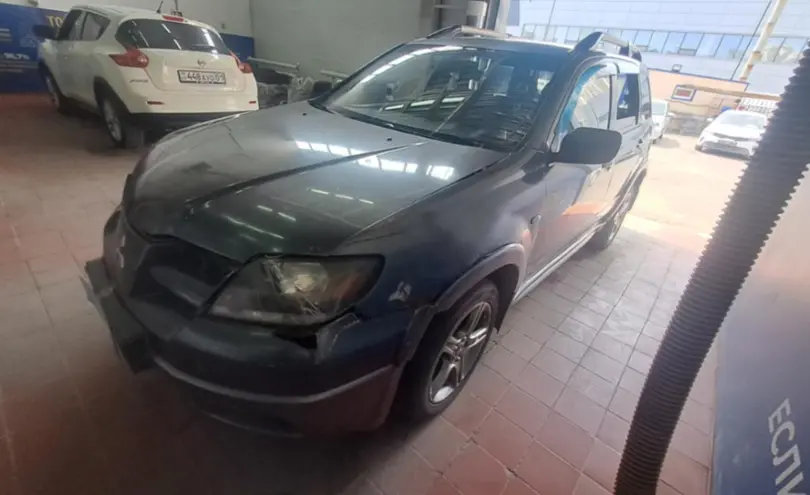 Mitsubishi Outlander 2004 года за 3 000 000 тг. в Астана