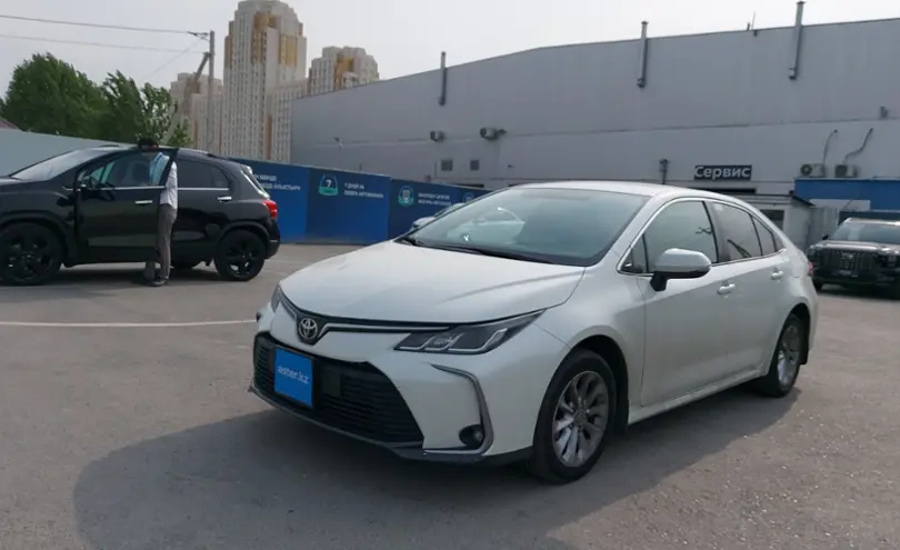 Toyota Corolla 2019 года за 9 500 000 тг. в Шымкент
