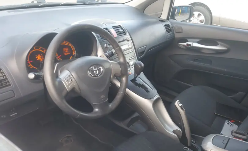Toyota Auris 2008 года за 3 000 000 тг. в Алматы фото 5