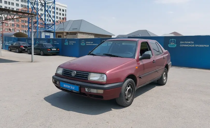 Volkswagen Vento 1993 года за 1 100 000 тг. в Шымкент