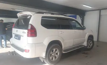 Toyota Land Cruiser Prado 2004 года за 11 000 000 тг. в Астана фото 3