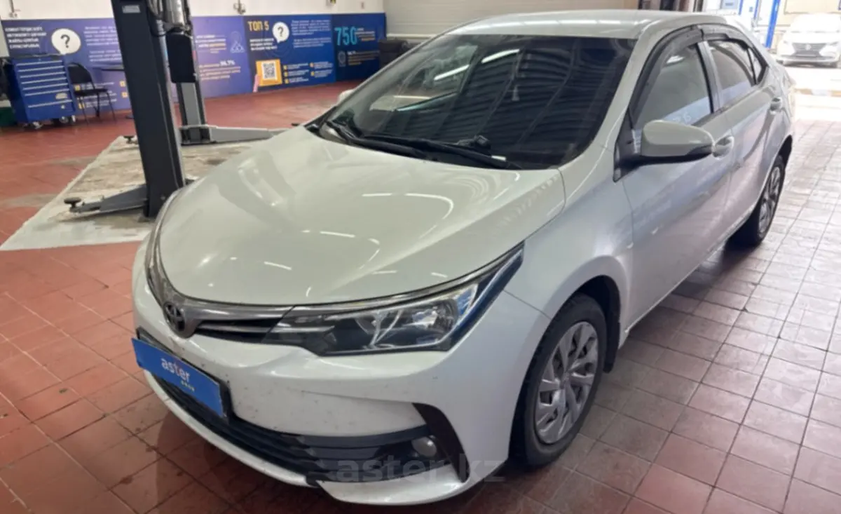 Toyota Corolla 2016 года за 8 000 000 тг. в Астана