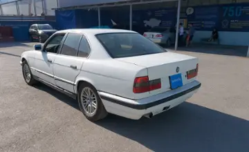 BMW 5 серии 1991 года за 1 500 000 тг. в Шымкент фото 4