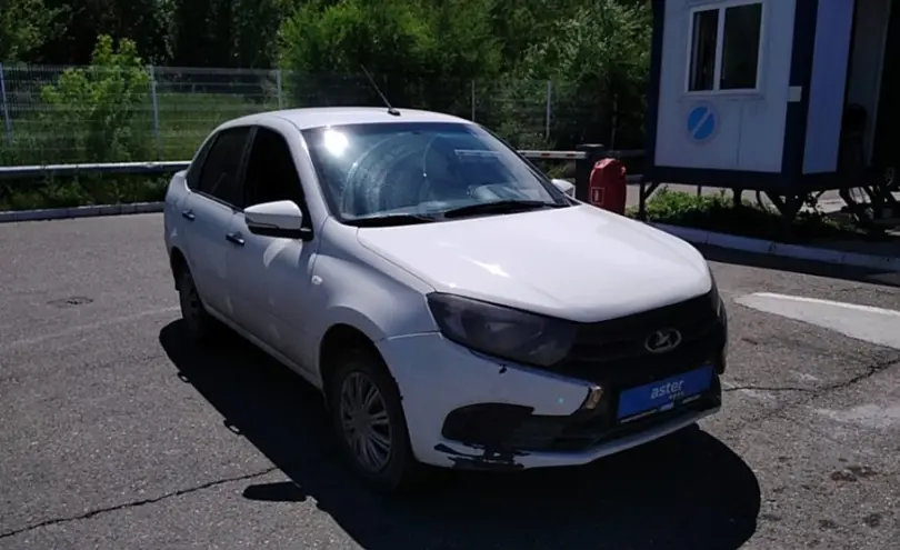 LADA (ВАЗ) Granta 2019 года за 3 000 000 тг. в Усть-Каменогорск фото 3