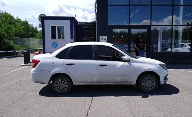 LADA (ВАЗ) Granta 2019 года за 3 000 000 тг. в Усть-Каменогорск фото 4