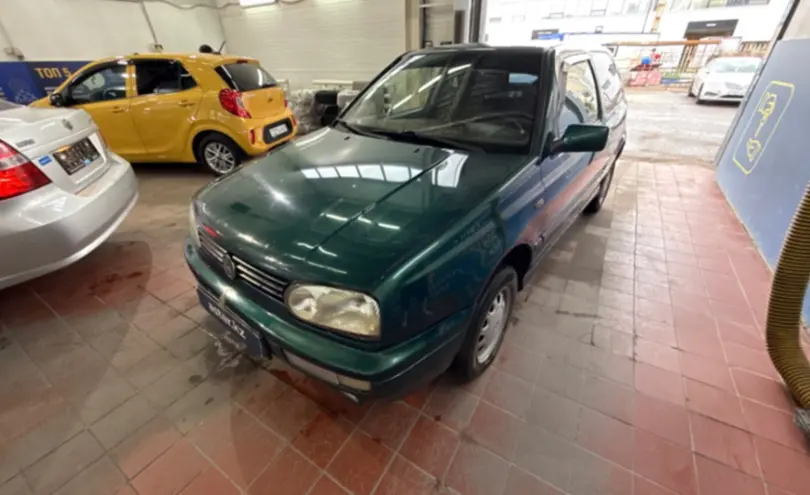 Volkswagen Golf 1996 года за 1 000 000 тг. в Астана