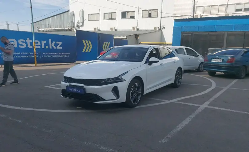 Kia K5 2025 года за 15 000 000 тг. в Алматы