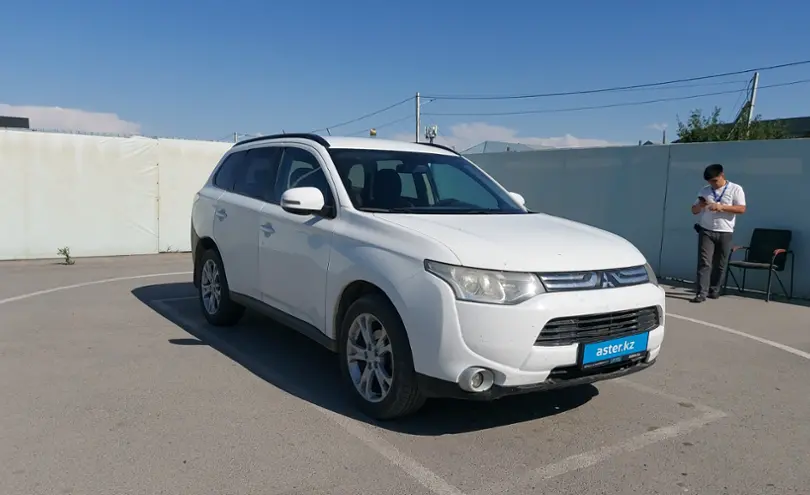 Mitsubishi Outlander 2013 года за 8 500 000 тг. в Шымкент фото 2