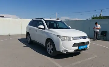 Mitsubishi Outlander 2013 года за 8 500 000 тг. в Шымкент фото 2