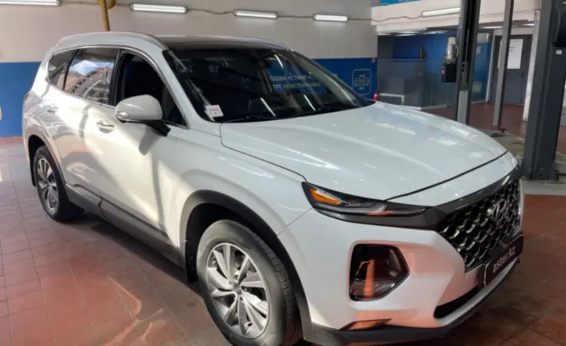Hyundai Santa Fe 2020 года за 17 000 000 тг. в Астана фото 3