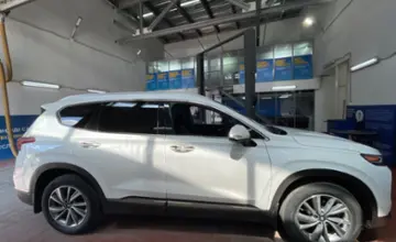 Hyundai Santa Fe 2020 года за 17 000 000 тг. в Астана фото 4