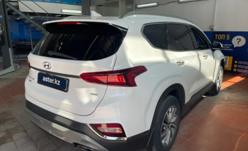 Hyundai Santa Fe 2020 года за 17 000 000 тг. в Астана фото 5